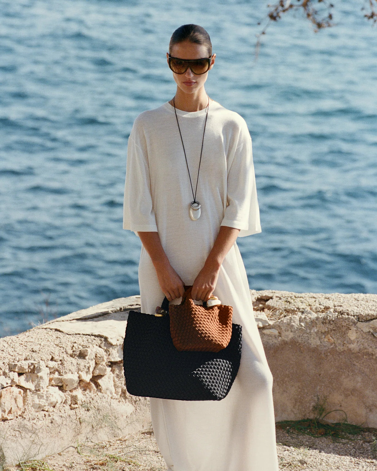 St. Barths Medium Tote Beads - Onyx By Naghedi