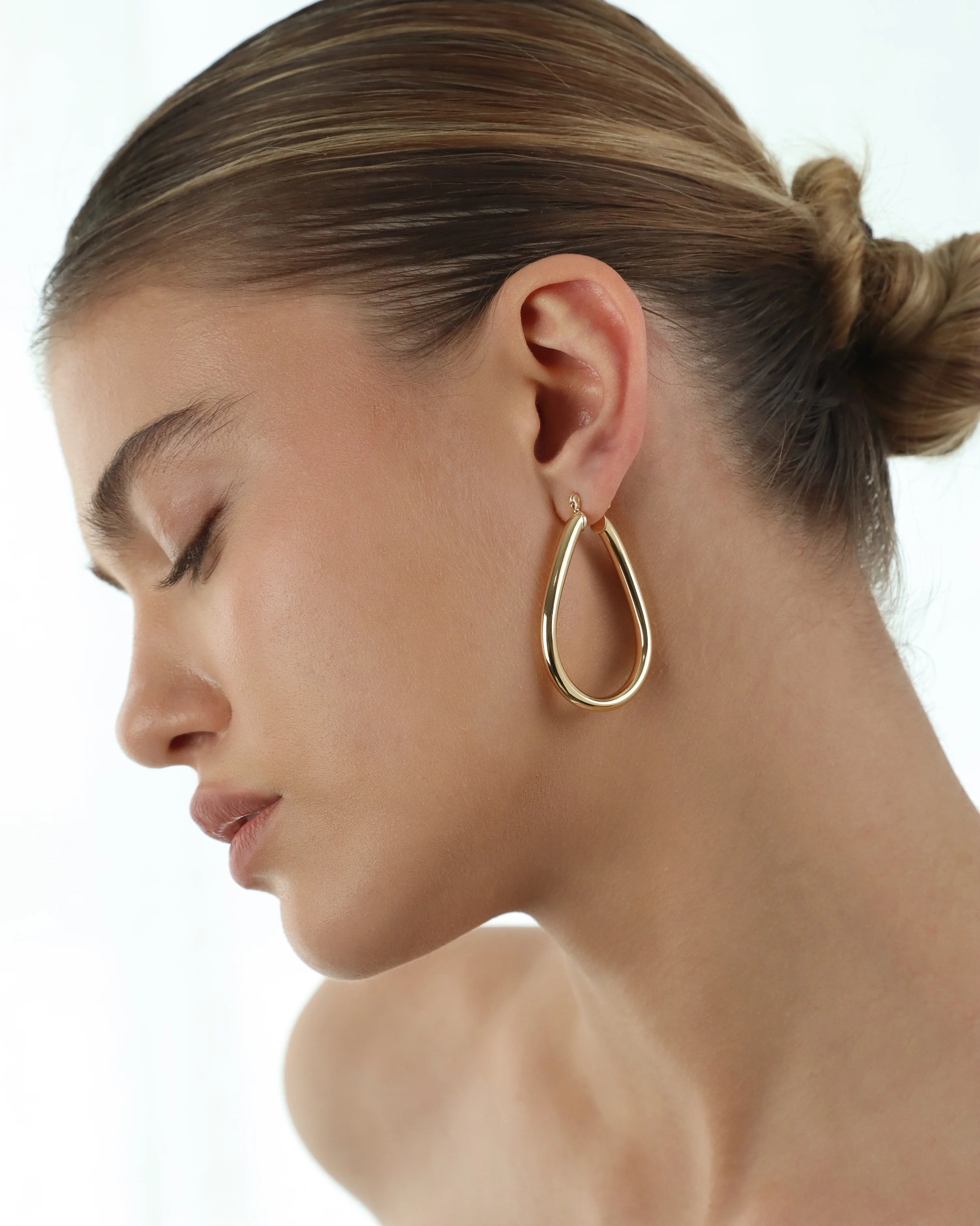REBECCA HOOP EARRINGS by VDO