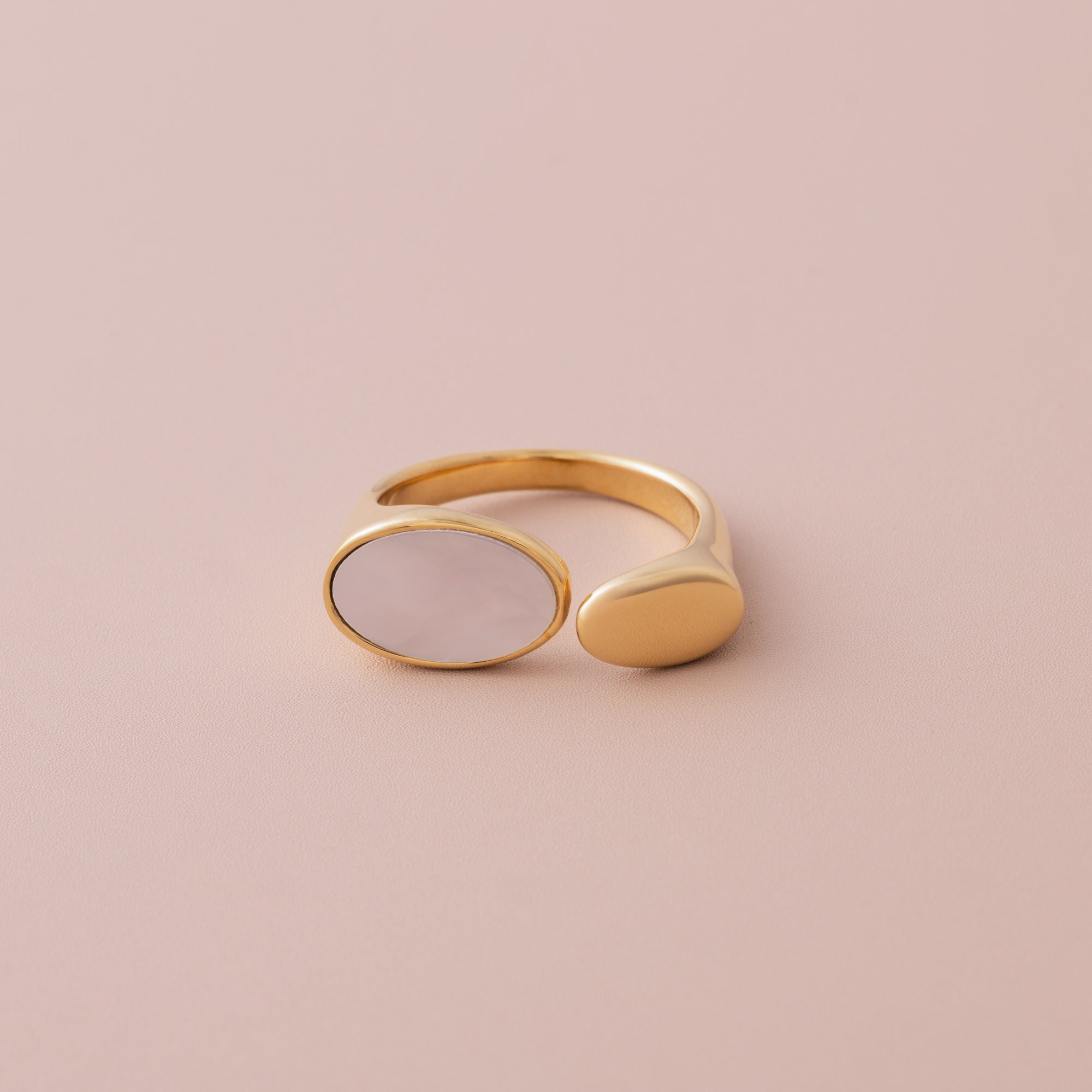 Leila Ring