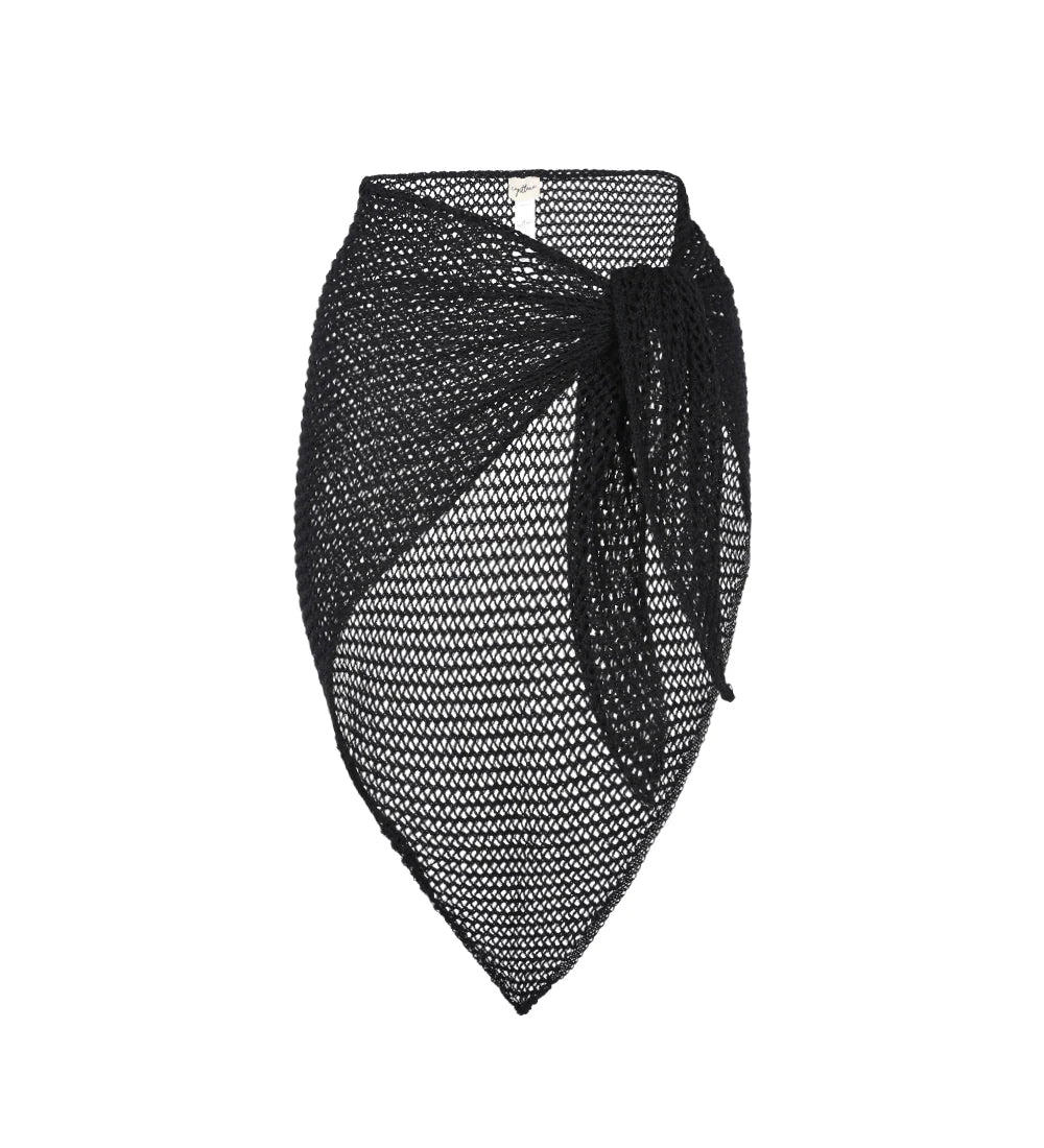 Wrap Black Crochet by Capittana