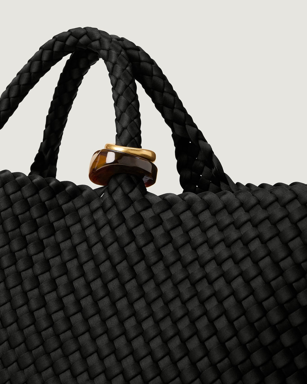 St. Barths Medium Tote Beads - Onyx By Naghedi