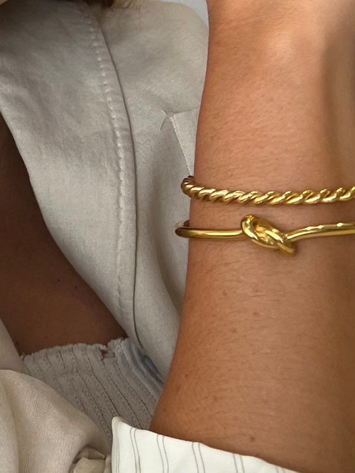 Knot Bangle~ by Salty Cali