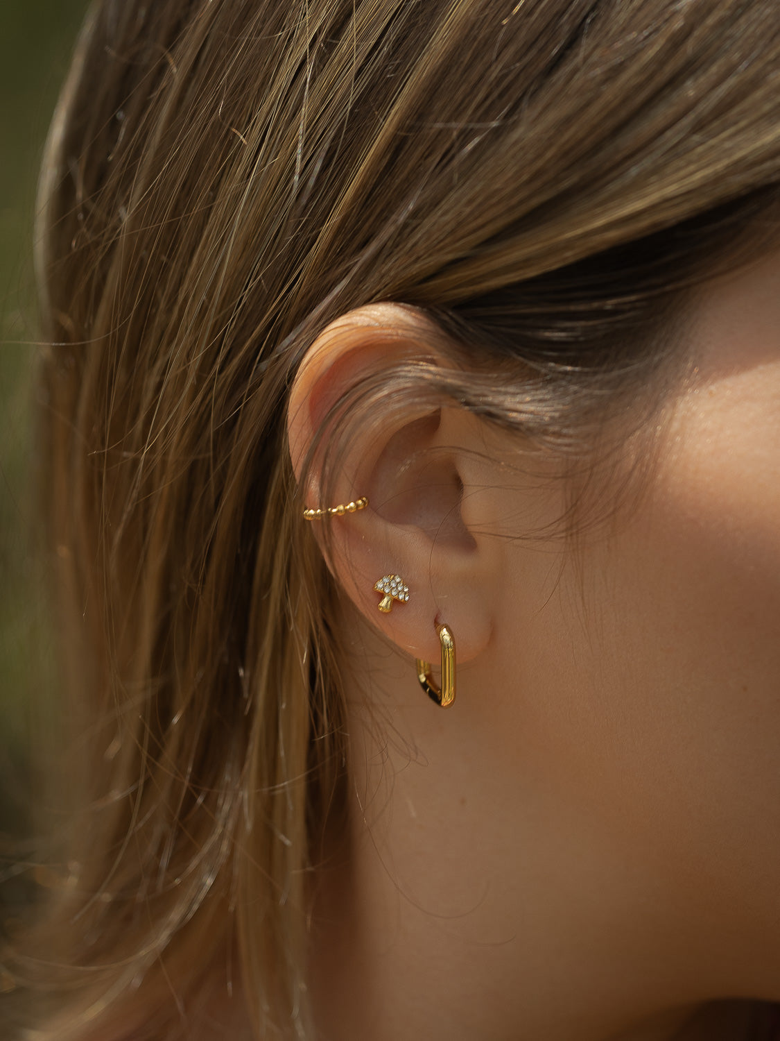 Dots Ear Cuff