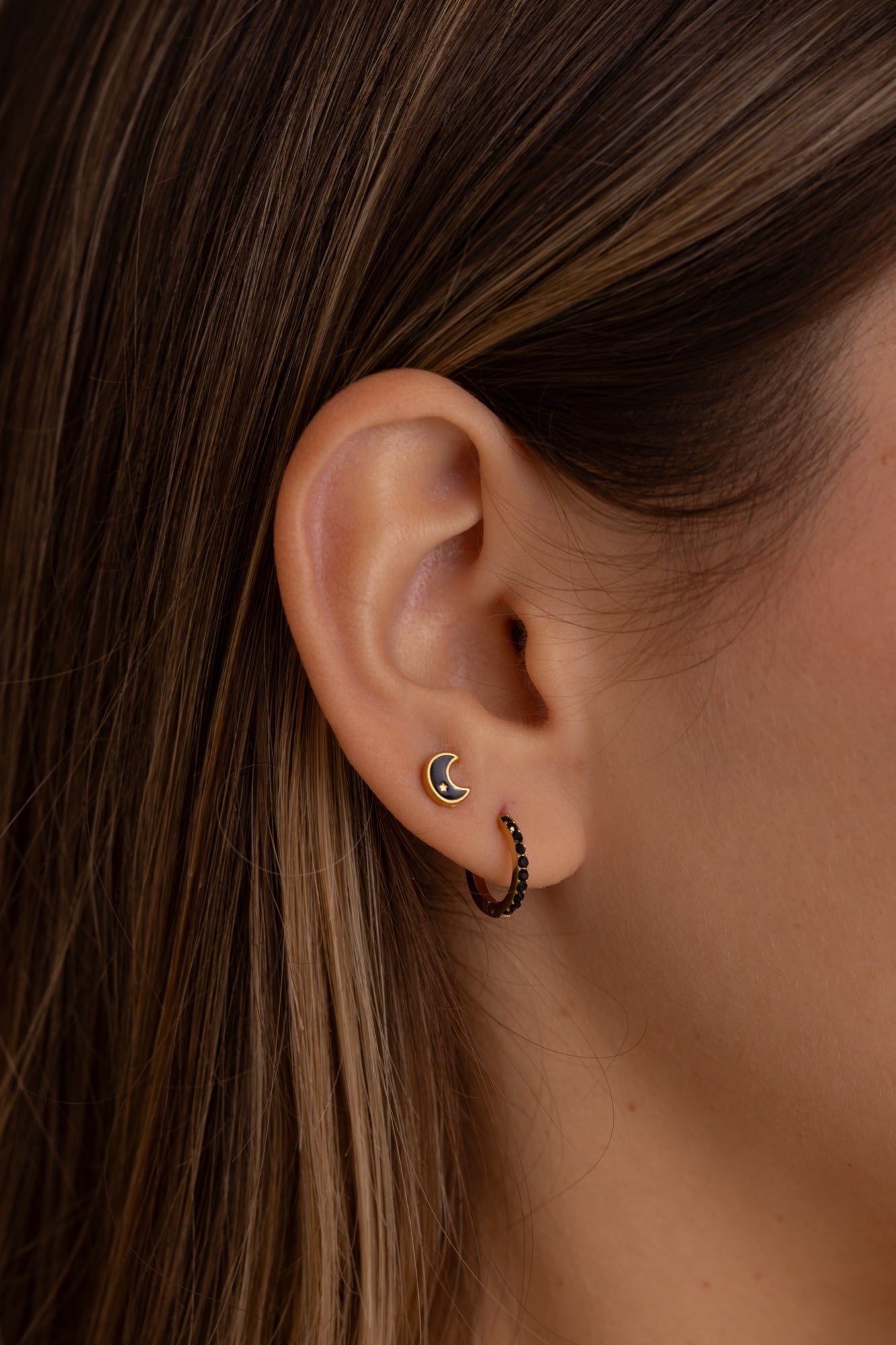 Veyra Earrings