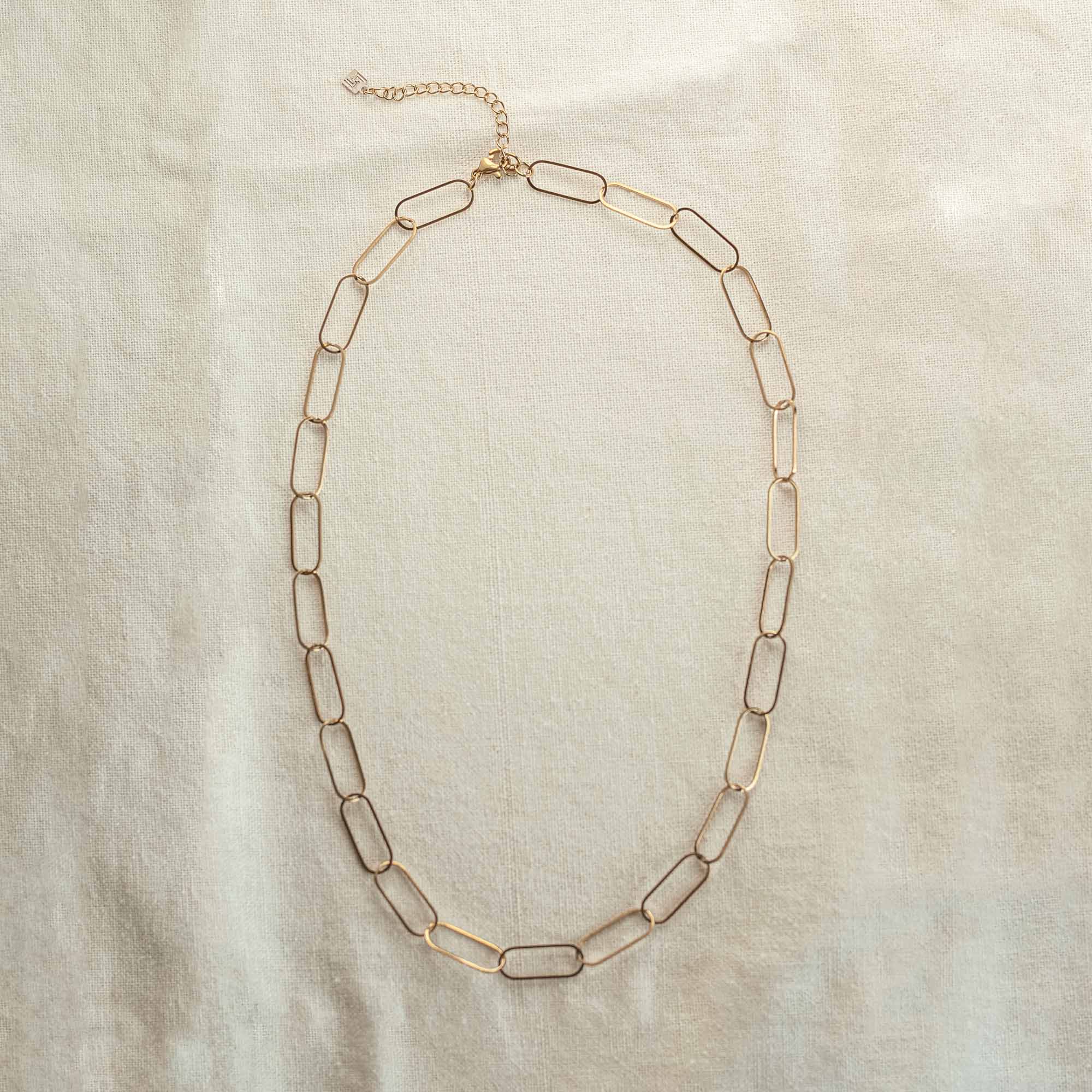 Elia Necklace