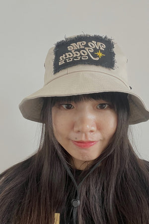 No Me Jodan Club | Bucket Hat | Beige by VP