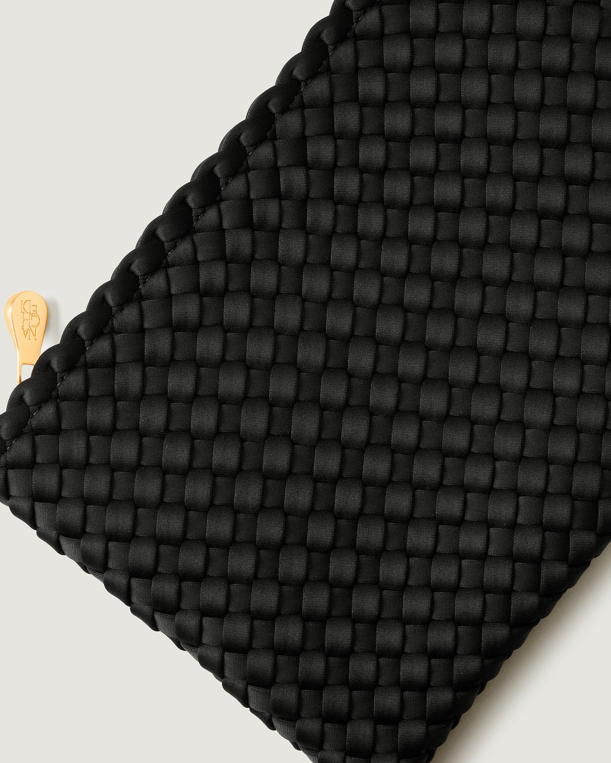 St. Barths Medium Tote Beads - Onyx By Naghedi