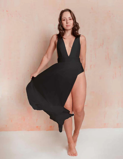 Coralito Dress Black by Entreaguas