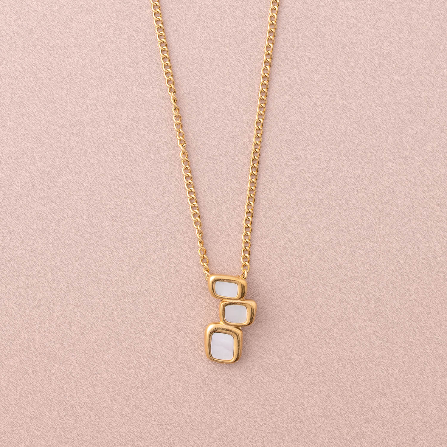 Leonor Necklace
